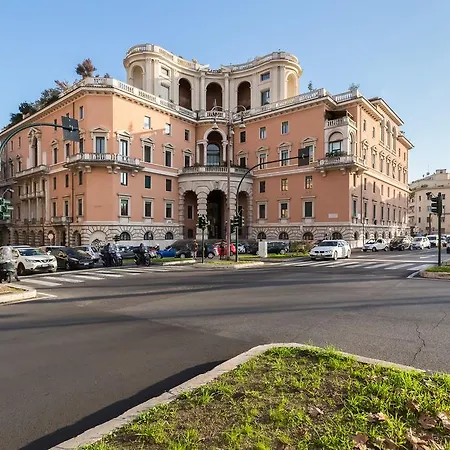 Holiday House Belle Arti - Nel Cuore Di Roma Exterior photo